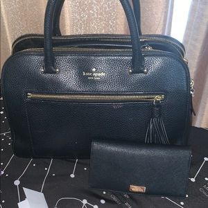 Pre owned Katespade 2way handbagLarge with wallet.